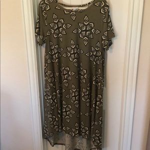 Lula Roe Carly 2XL PATTERNED